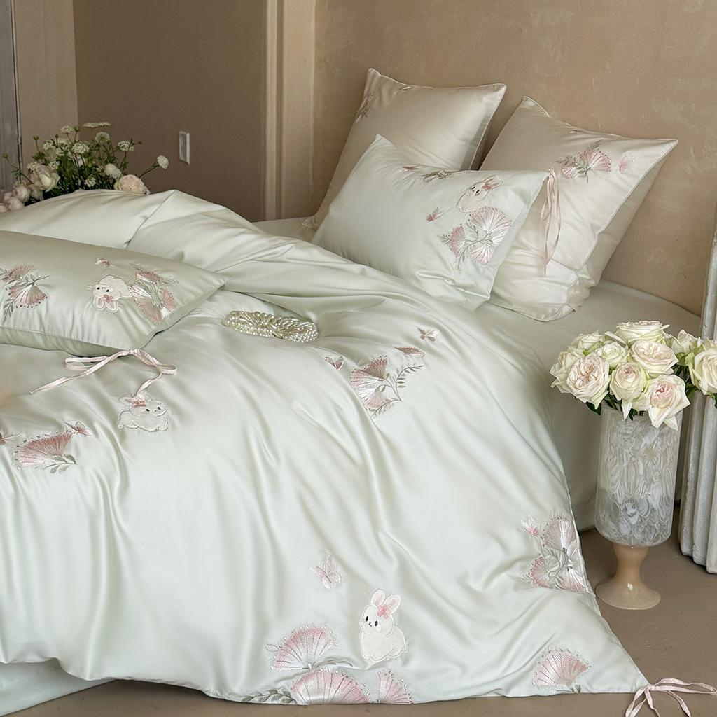 Premium 60 Thread Lanjing Tencel Embroidery Four-Piece Set - Happy Rabbit