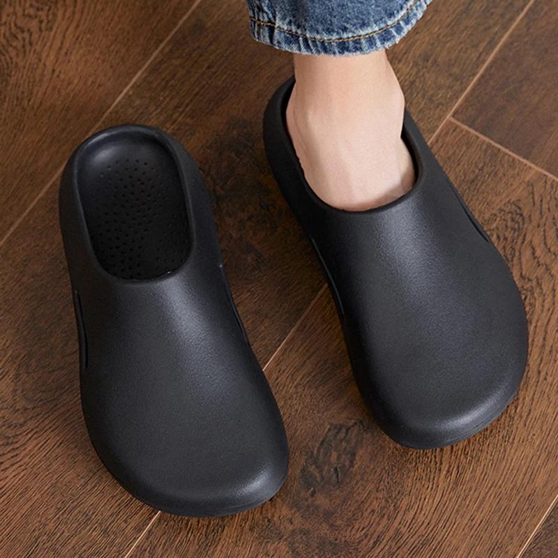 Men's Slippers Summer New Baotou Cave Slippers Outdoor Thick Soled Non Slip Sandals Lightweight Beach Casual Slippers