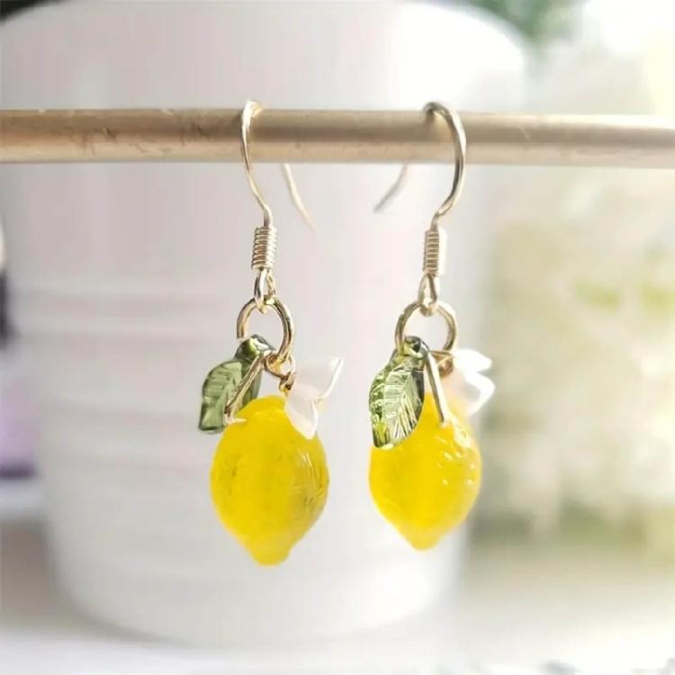 Fashionable Citrus Dangle Earrings Eye Catching Ear Pendant Ear Hooks Accessory