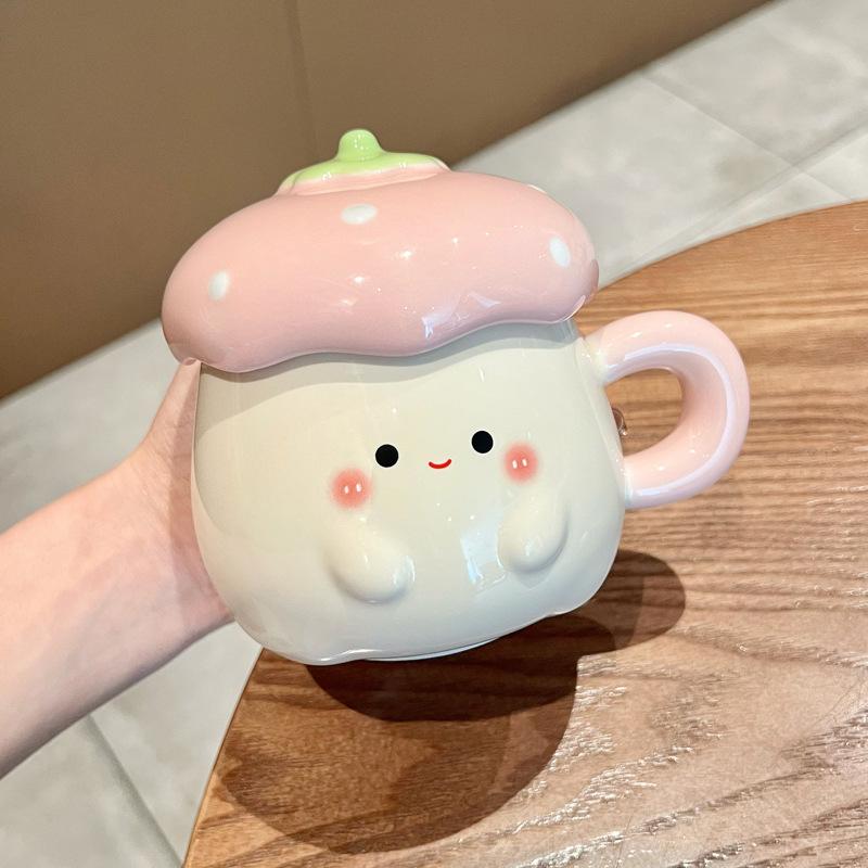 Girly Heart Birthday Gift Cute Strawberry Mark Water Cup Couple Ceramic Cup with Lid Spoon Office Coffee Cup