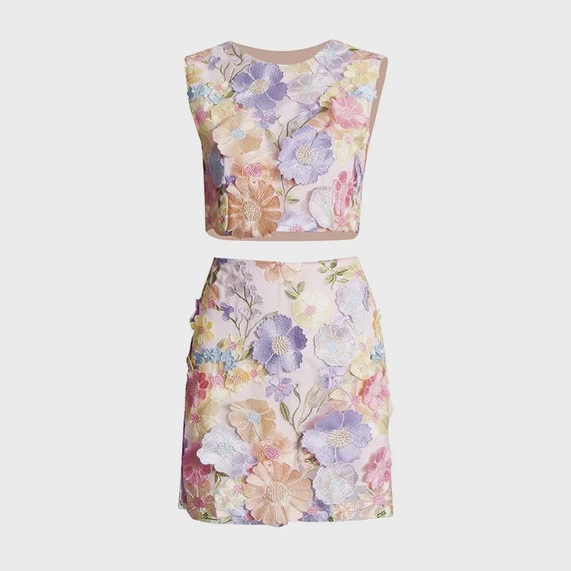 2025 Spring Retro Pastoral Embroidered Floral Sleeveless Top and High-Waist Skirt Set