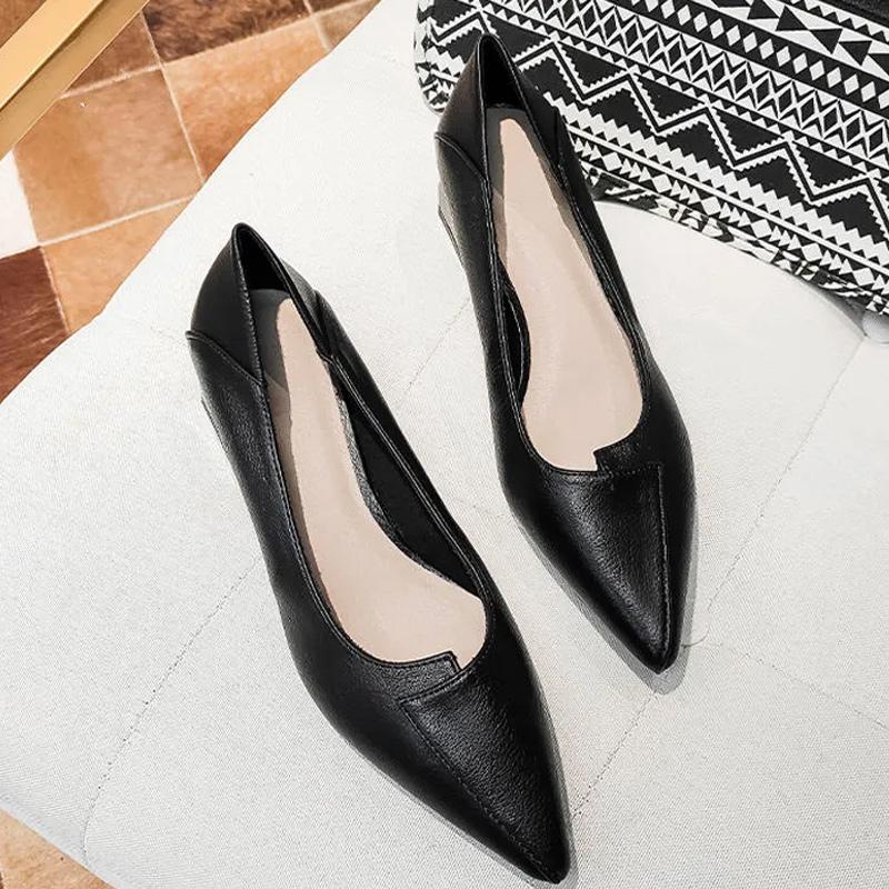 Sandals Women Middle-aged and Elderly Mother's Shoes Soft-soled Middle-heeled Thick-heeled Generous Fashion Casual Work Shoes