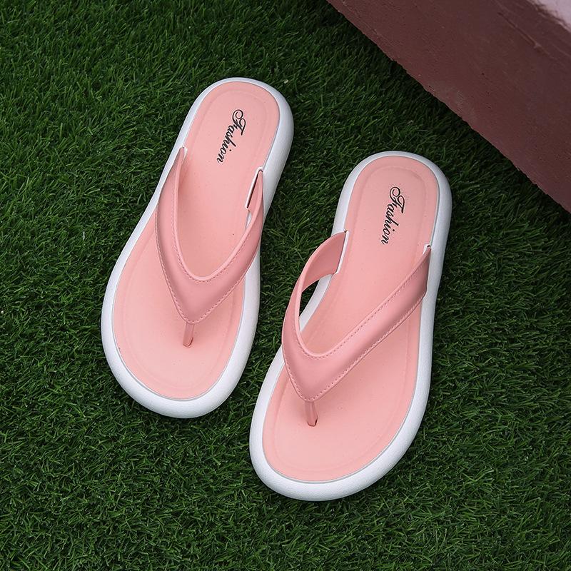Factory Direct Selling Flip Flops Women with Soft Soles and Anti Slip Dual Color Clip On Sandals Beach Shoes for Women