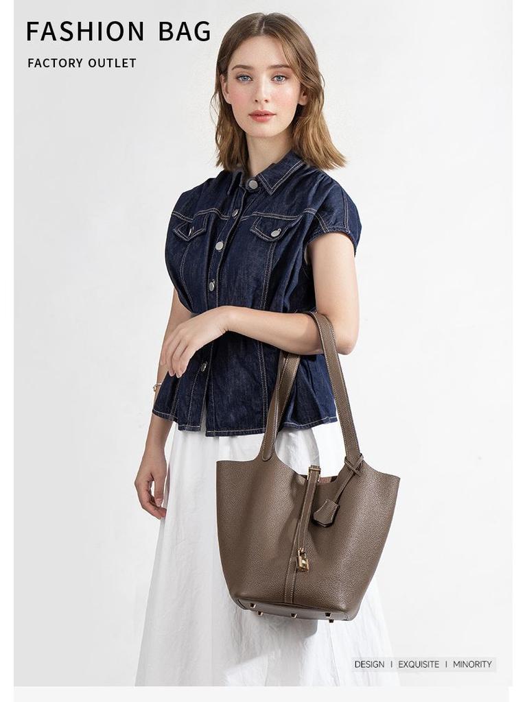 Extra Large Genuine Leather Single Shoulder Market Basket Bag - Top Layer Cowhide Exquisite Women's Handheld Bucket Bag