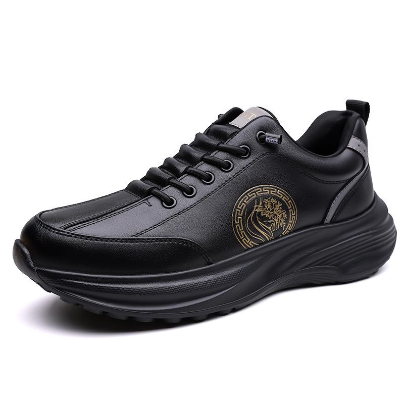 

Sneakers Men s 2025 New Trend Leather Light Soft Sole Soft Surface Casual Shoes Men s Students Running Outdoor Men s Shoes 44