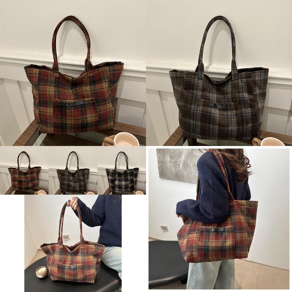 Luxurious Large Tote Bag For Women Stylish Plaid Design Perfect For Fall And Winter