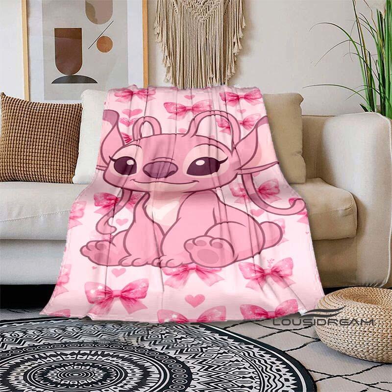 

This 1-piece Lilo & Stitch cartoon blanket is super soft and comfortable, suitable for use at home, in bed, on the sofa, in the 75x90cm