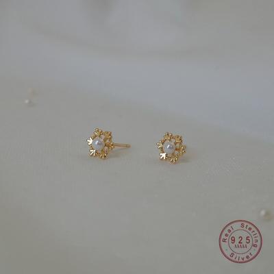925 Sterling Silver 14k Gold Plated Pearl Snowflake Stud Earrings Women Personality Elegant Birthday Jewelry