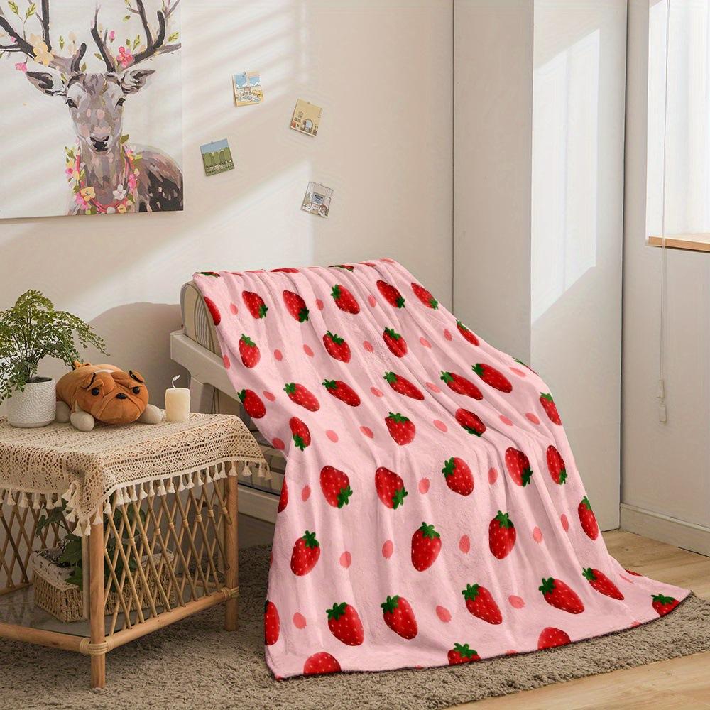 Strawberry Pattern Collection digital-printed polyester Bedroom velvet flannel cover blanket Fleece sofa cover blankets for beds