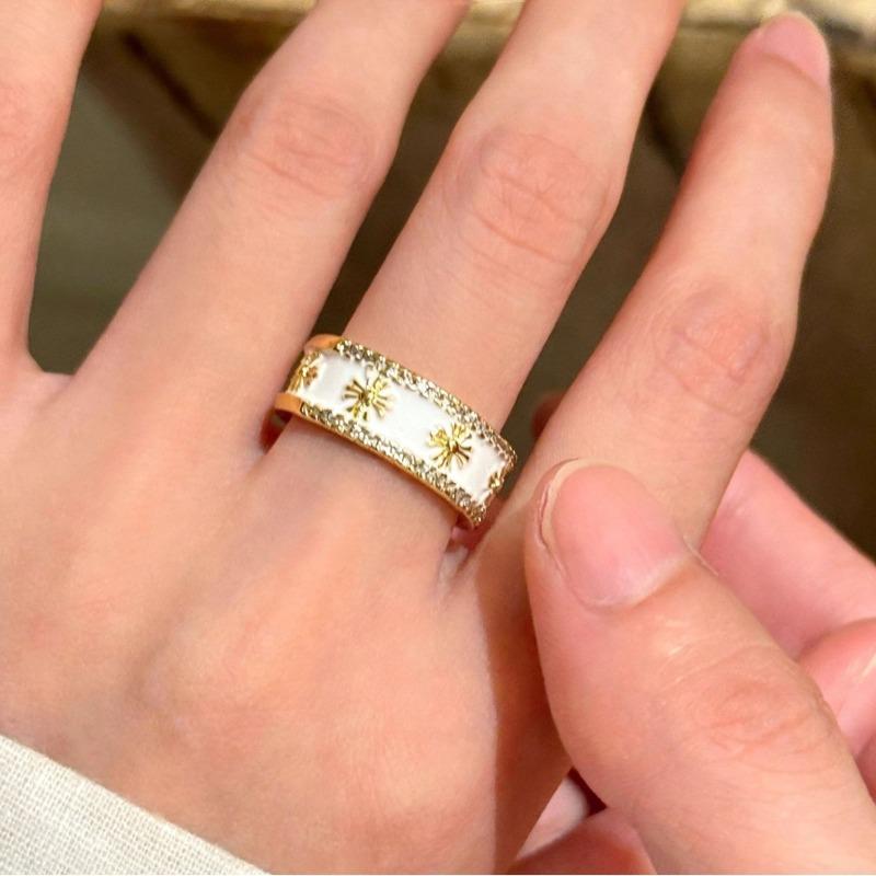 Vintage und Eleganter Farbblock-Inlay Diamantgebürsteter Ring Mode Exquisite Ringe Schmuck Geschenk