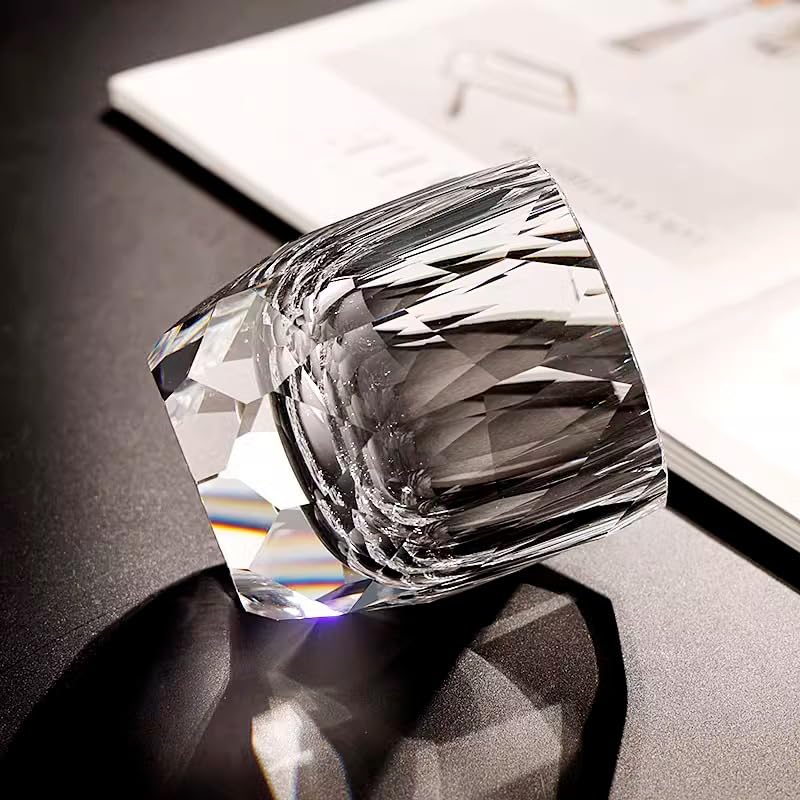 

seek elengance Ultra-Simple Pure Color Cut Glass, Handcrafted Crystal Whiskey Rocks Glass, 220ml, with Gift Box (For Home or Bar Use)