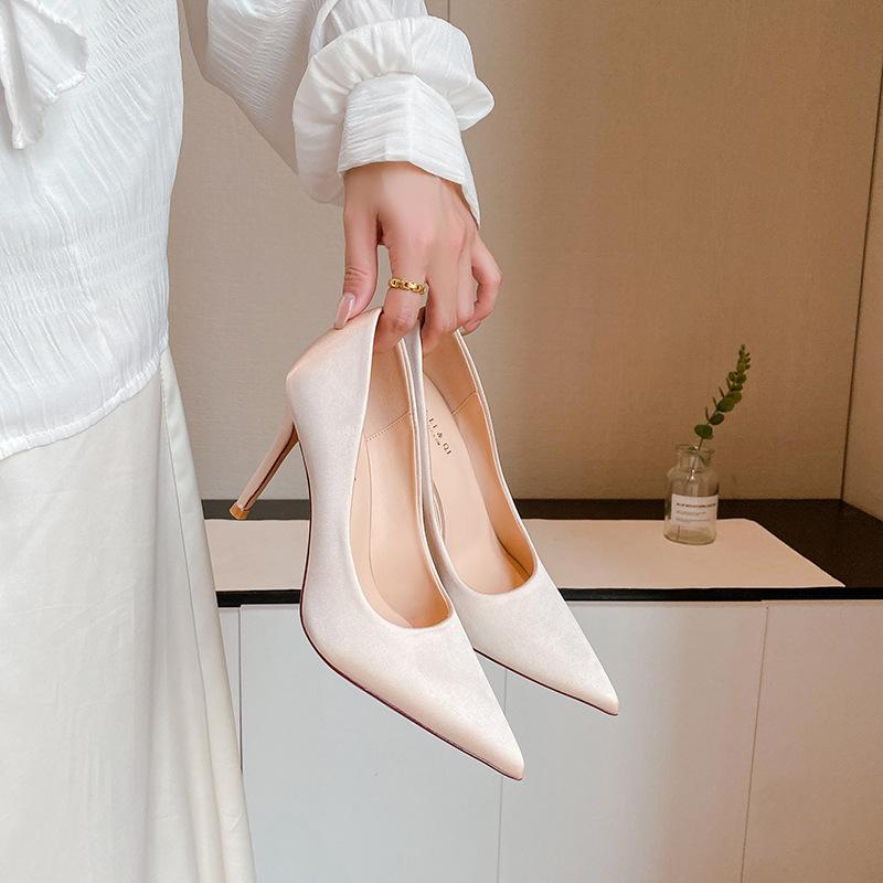 New thin heels, pointed toes, not tired feet, high heels for women, simple commuting, single shoes for women