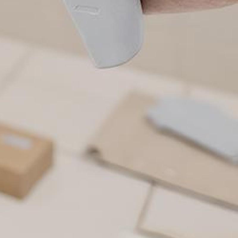 Tube Squeezing Machine Dispenser Glue Gun Universal Manual Glue Gun Extruder for Toothpaste Cream Adhesive