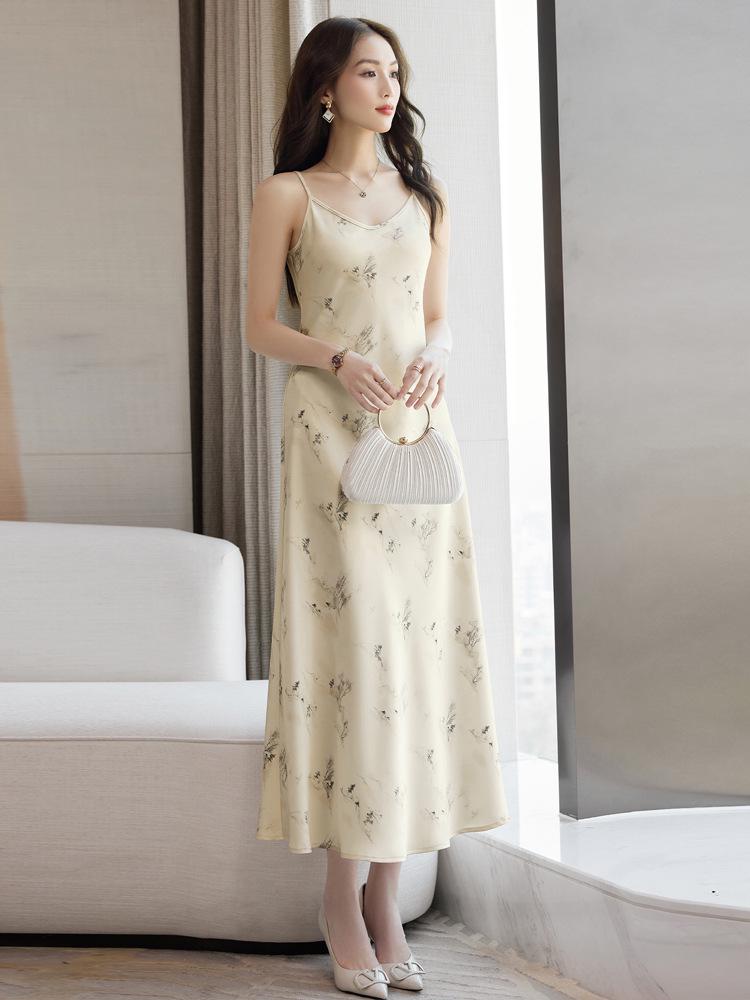 Satin Chinese Retro Floral Slim Fit Camisole Dress - Women's Summer 2026 Collection