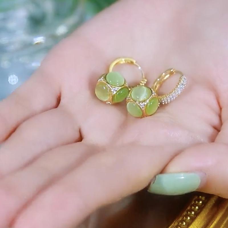 Premium Green Diamond Ball Opal Earrings Light Luxury Niche Design Ear Buckle Earrings New Trendy Earrings