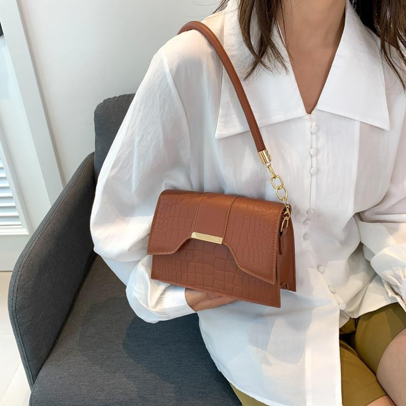 Fashionable Small Square Bag For Women Pu Leather Shoulder Bag In Multiple Colors