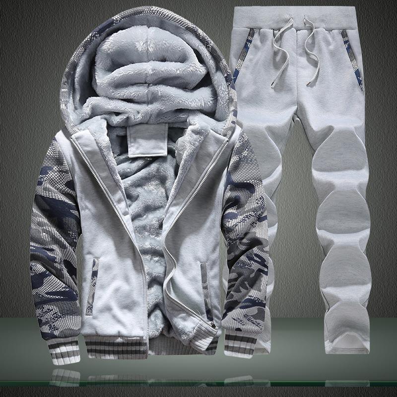 Men's Fleece Lined Camo Tracksuit Set, Slim Fit Thick Warm Winter Sports Outfit, Plus Size up to 4XL