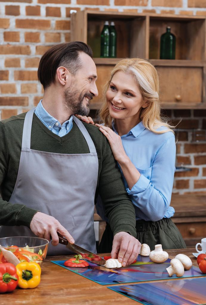 SZKLANA PŁYTA OCHRONNA NA KUCHENKĘ 75x52 SZTUKA