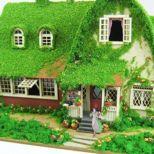 Sankei Kjempe Sitteposer 1/150 Studio Ghibli-serien Kikis budservice Kikis og Jiji's hus (Okino-residensen) MK07-22 Papirhåndverk