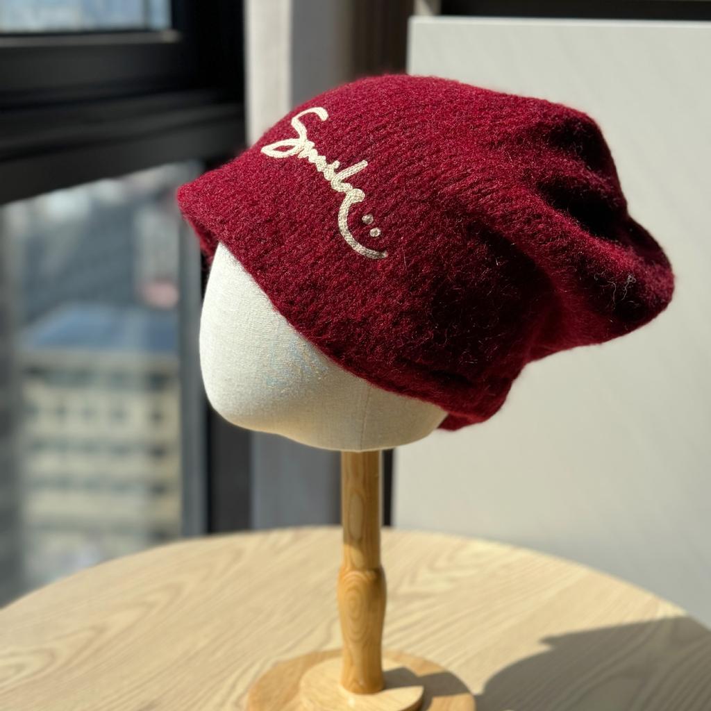 Knitted Hat for Women in Autumn and Winter All Match Large Head Circumference Black Rolled Edge Pile Hat Face Shaping Small Baotou Cold Hat