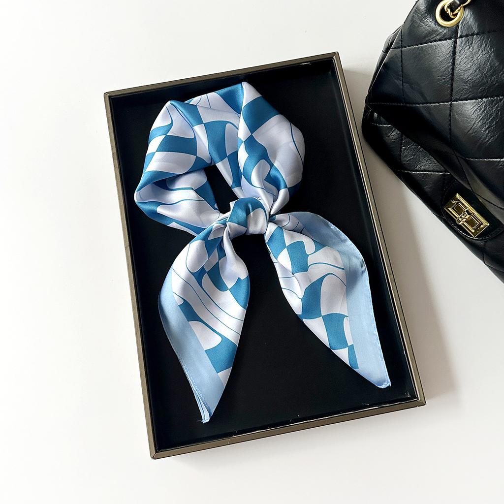 Printed Head Scarf Wholesale European and American Imitation Silk Square Scarf Fashion Geometric Plaid Square Scarf Women