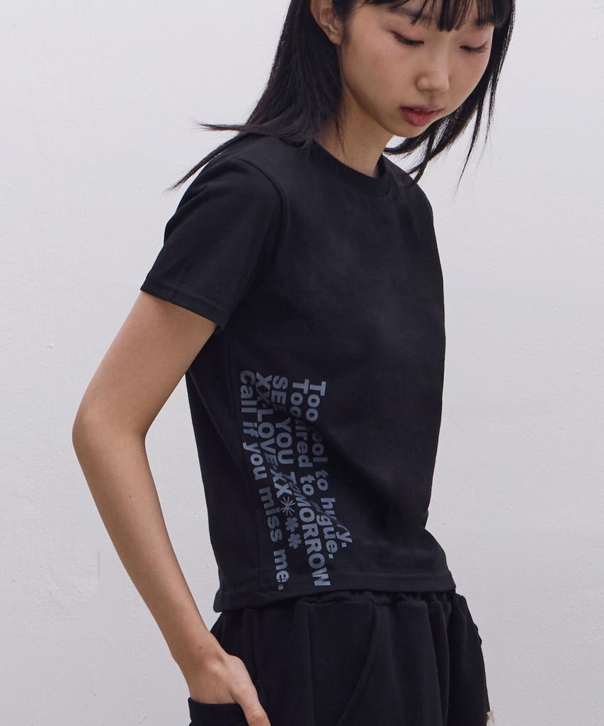 Ebeulisi Side Lettering Logo Short Sleeve T-Shirt (Black)