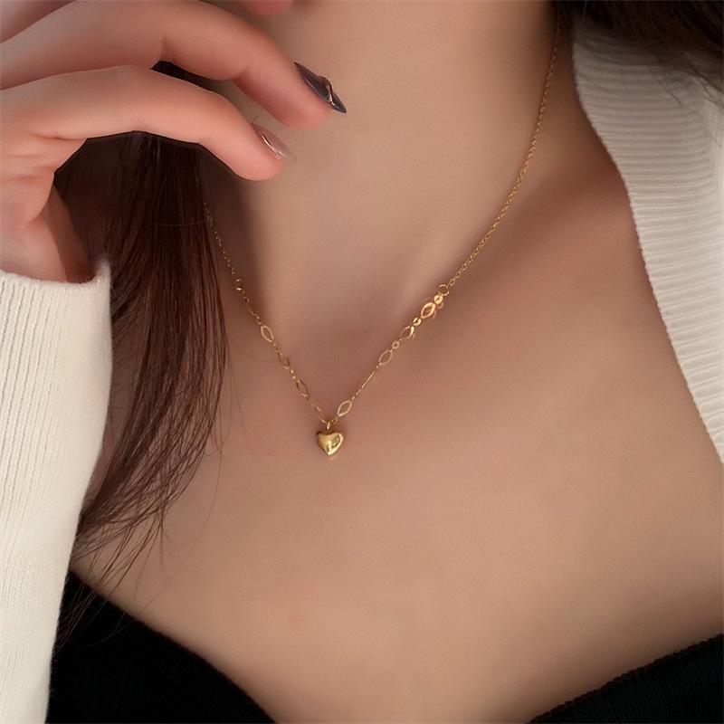 Gold-Plated Titanium Love Heart Clavicle Necklace for Women