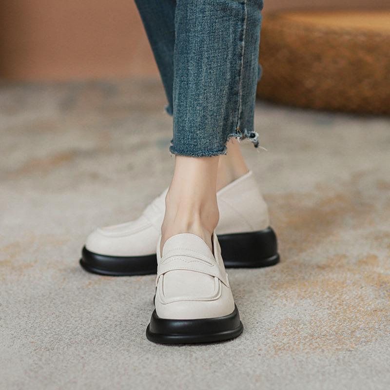 

New leather women s 5 thick-soled inner height increase one pedal soft-soled non-slip casual versatile single shoes 32