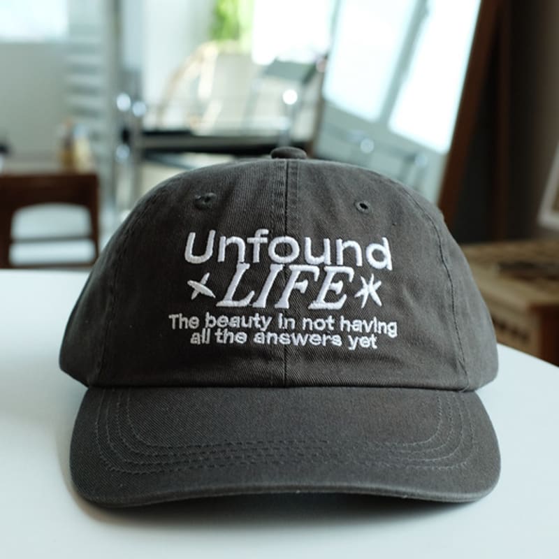 BALLOON FRIENDS MESSY ADVENTURE Unfound Life Washed Ball Cap Stone Gray