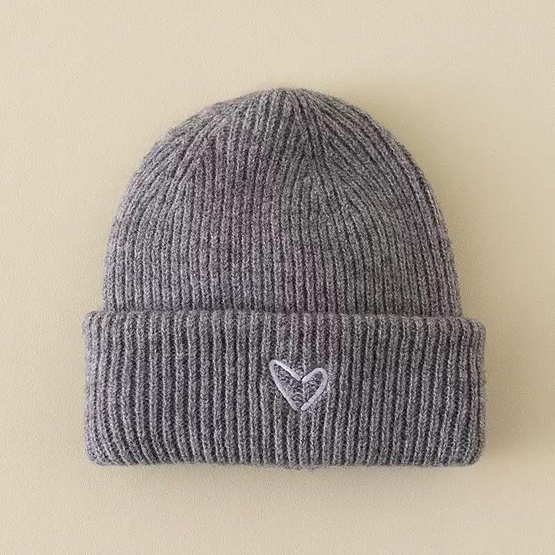 Kinderhut- und Schalset mit Herzstickerei – Koreanischer Stil, Unisex, Warm & Vielseitig für Herbst/Winter