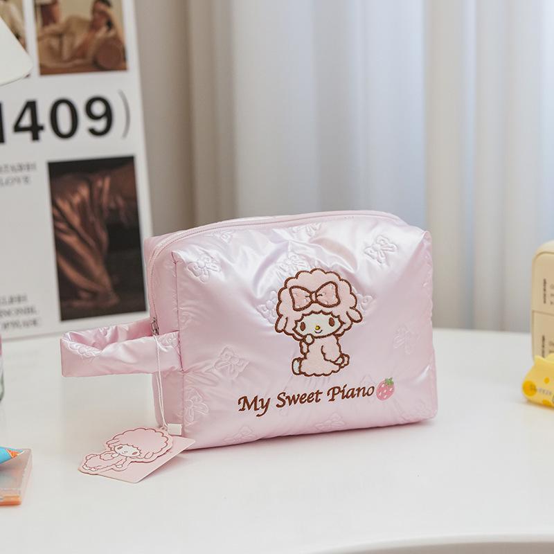 Sanrio Kuromi Косметичка и туалетная сумка большой вместимости в японском стиле