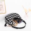 Niche Design Fashion Plaid Messenger Bag Women'S Tide Versatile Dumpling Bag Shoulder Bag