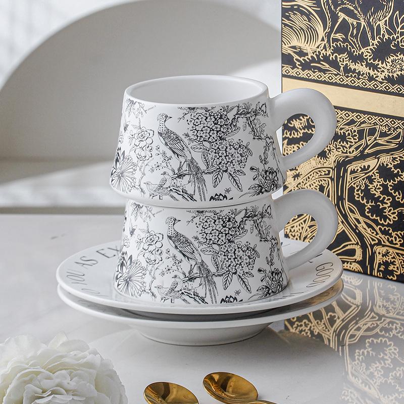 Retro Amerikanische Keramiktassen und Untertassen Chinesischer Stil Mittsommer Blume und Vogel Kaffeetassen und Untertassen Hepburn-Stil Nachmittagstee Mark Paar-Tassen