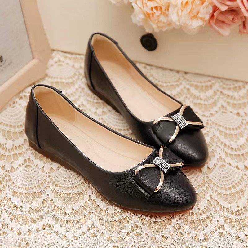 

2025 new round head soft sole versatile flat bottom mother Doudou shoes women s flat sole single shoes 41 чёрный
