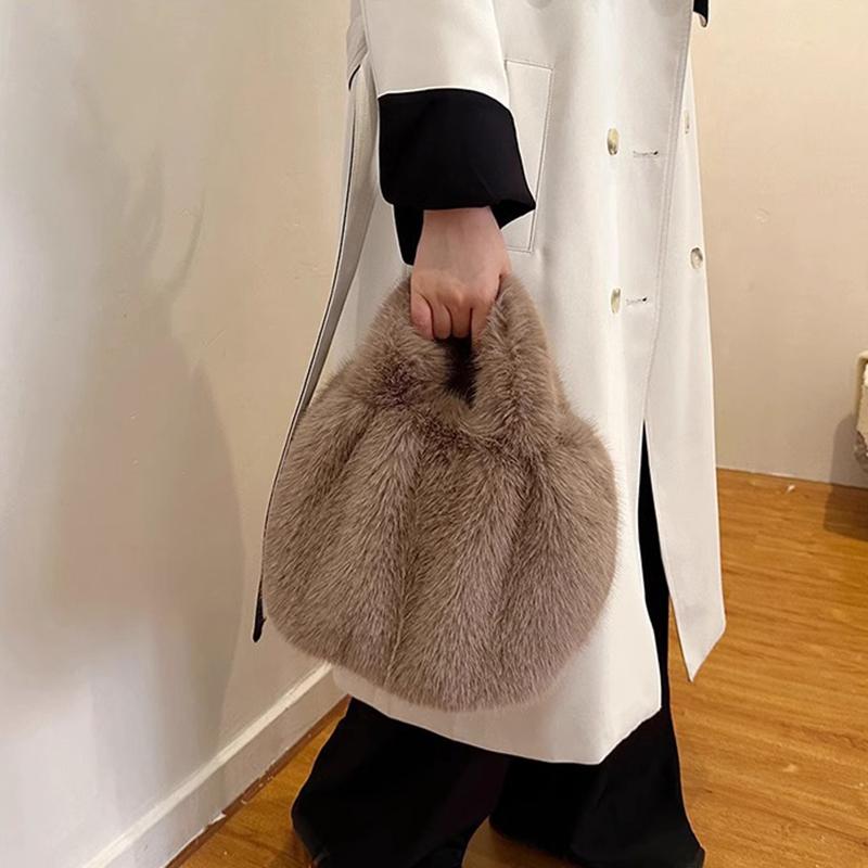 Yogodlns Fashion Cute Soft Plush Bag For Women Girls Luxury Fluffy Tote Bag Versatile Exquisite Autumn Winter Fur Shoulder Handbag Gifts
