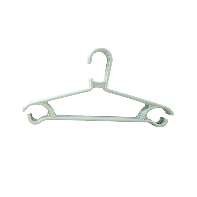 Camellia Plastic Non-Slip Clothes Hangers 15-Pack