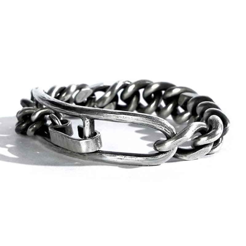 SEWNSWEN SEWN SUEN SILVER CHAIN bracelet