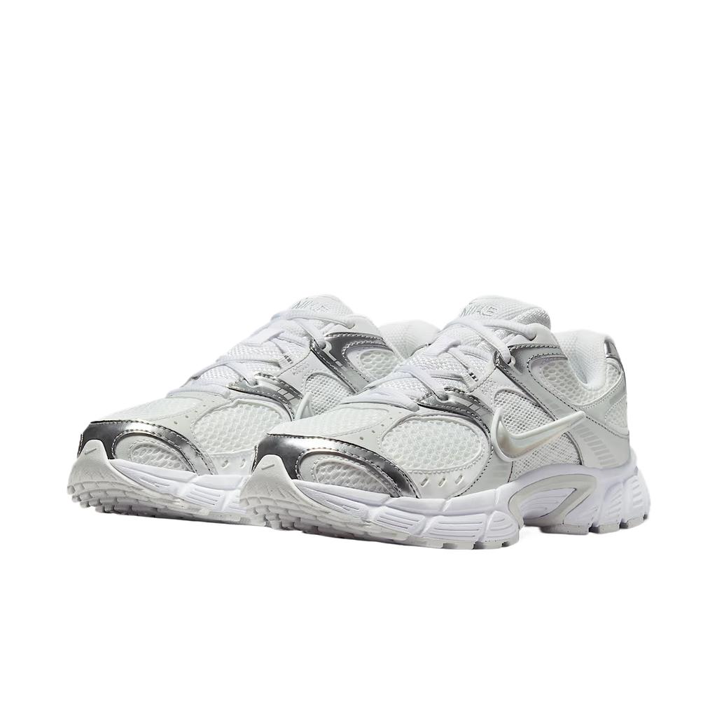 Nike V5 RNR Synthetic Leather, Textile Breathable Reflective Low top Running Shoes Women's HQ7901-112