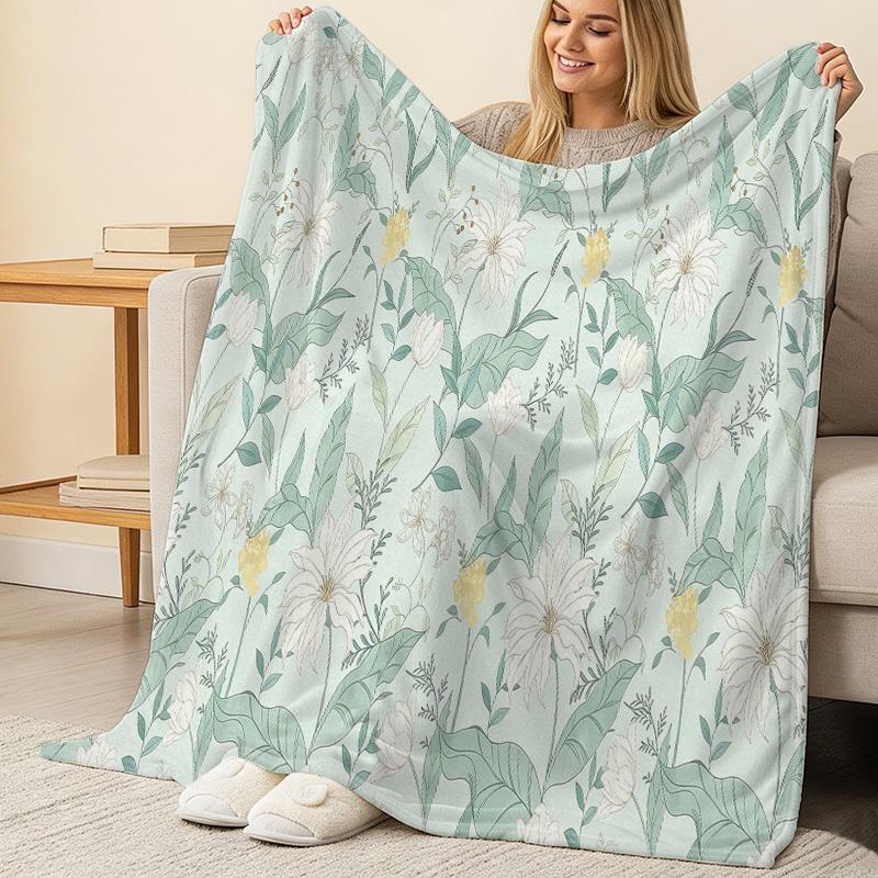 Cozy Floral Flannel Fleece Throw Blanket: Soft, Warm, Skin-Friendly Decorative Home Blanket for Halloween & Christmas