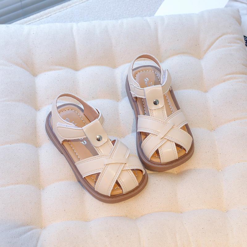 Kids Closed Toe Cross Strap Adjustable Buckle Sandals 22 бежевый