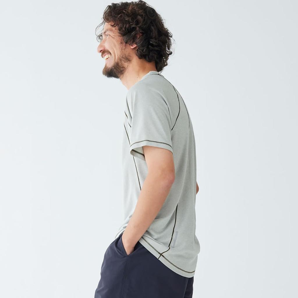 L.L.Bean Men's Quick-Dry Trail Tee, Short Sleeve, US Fit, Regular, Size Small, Platinum Gray, 1000030884