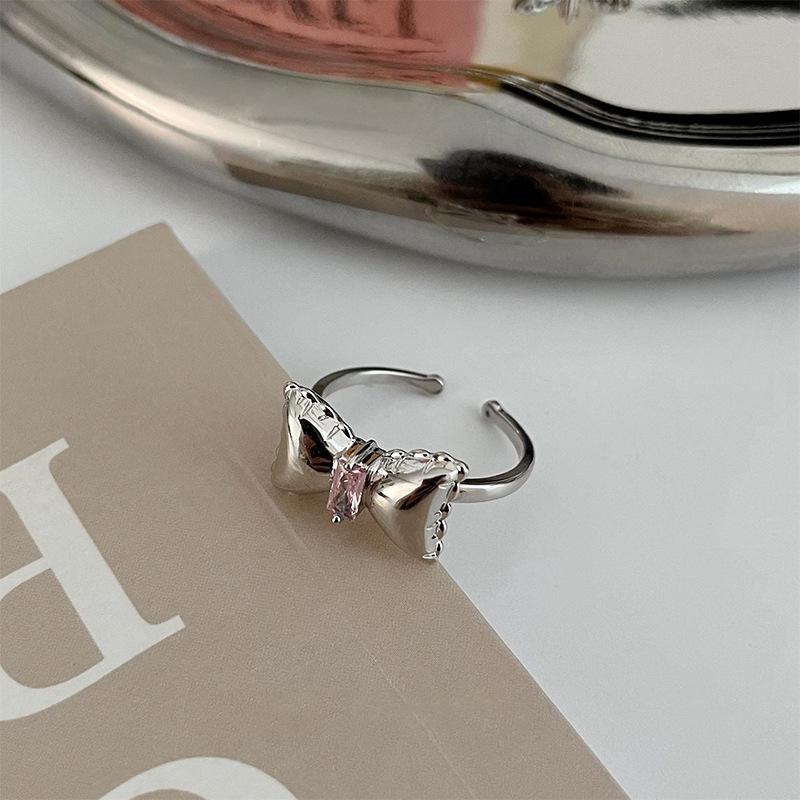 Korean Style Pink Zircon Bow Ring: Adjustable, Fashionable, Retro-Style Index Finger Ring for Women. Open Adjustable