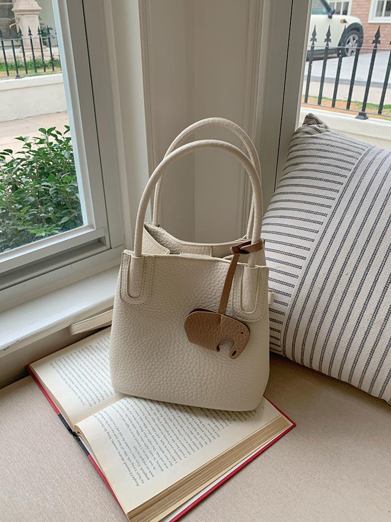 

Bag Women s New Versatile Crossbody Bucket Bag Fashionable Hand-held Vegetable Basket Bag