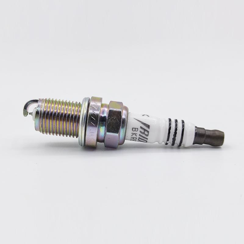 4 stk BKR6EIX 6418 Iridium Power Tennplugg For Volvo Porsche BMW Suzuki BKR6EIX-6418 Biltilbehør