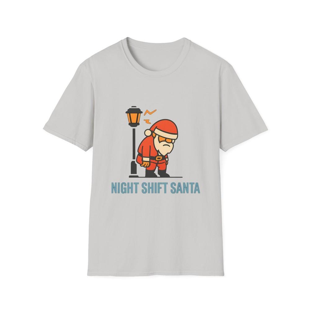 

Unisex Softstyle T-Shirt Santa Streetlamp Emotional Urban Christmas Holiday M