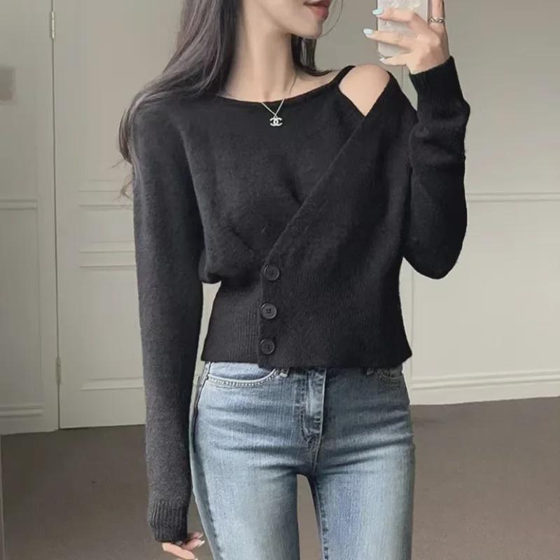 Korean Chic French-Inspired Knitted Two-Piece Sweater for Women’s Early Spring