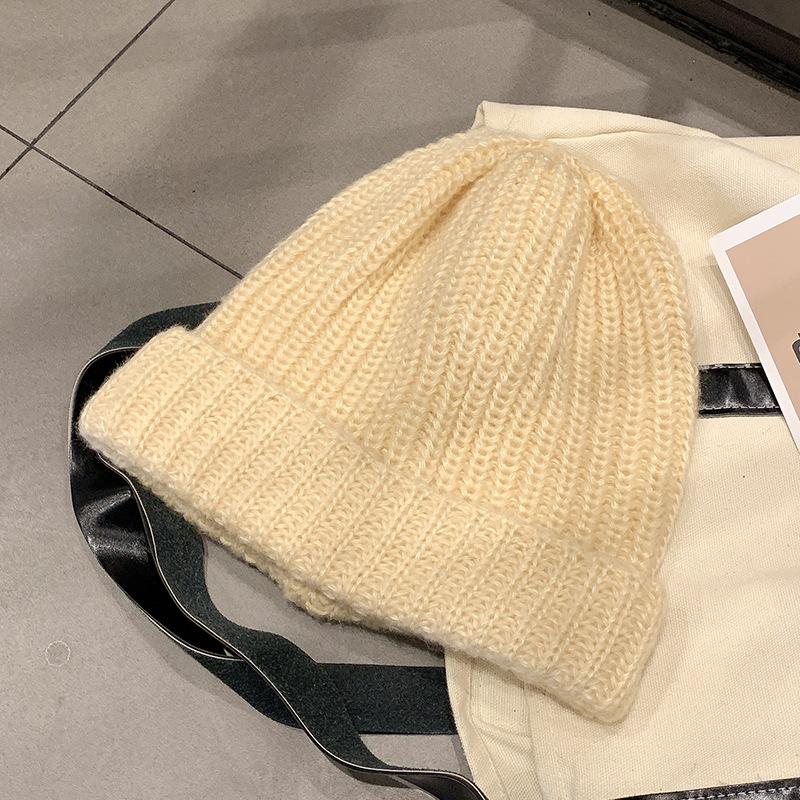 Women's Autumn and Winter Korean Style Versatile Green Wool Hat Winter Trend Korean Winter Japanese Face Protecting Knitted Hat