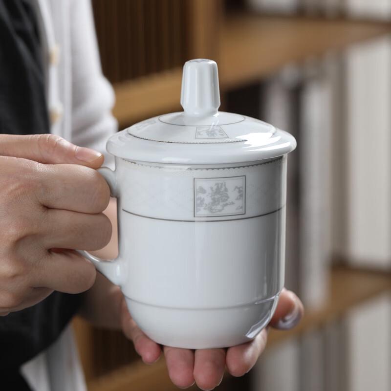 MULTIPOTENT Ceramic Tea Cup with Lid