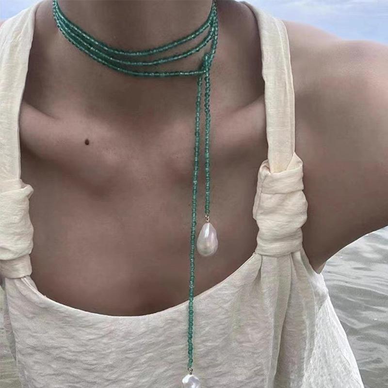 Retro Alien Irregular Baroque Pearl Pendant Necklace for Women Vintage Green Black Crystal Bead Long Necklace Neck Chain Jewelry