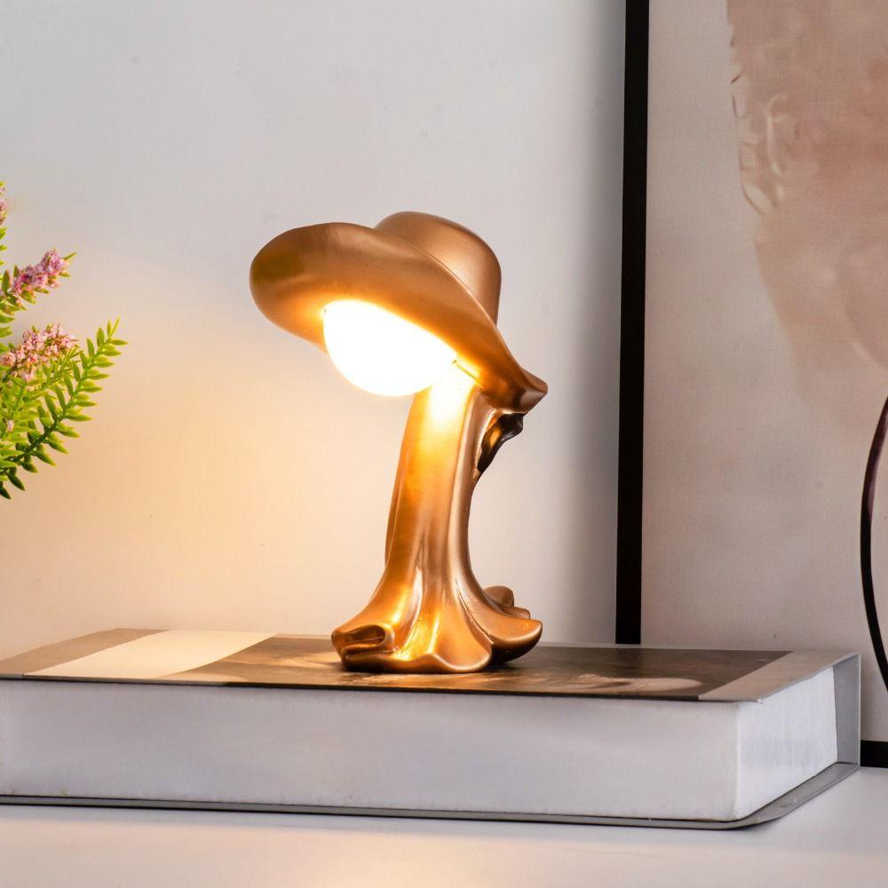 

Decorative Table Night Light Resin Art Bedside Lamp Creative Straw Hat LED Lamp Home Decor золотий